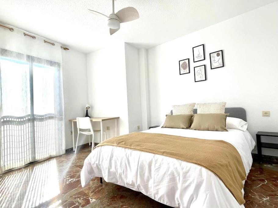 Beautiful & Sunny Apartment Malaga Luaran gambar
