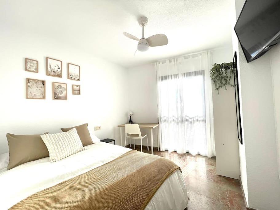 Beautiful & Sunny Apartment Malaga Luaran gambar