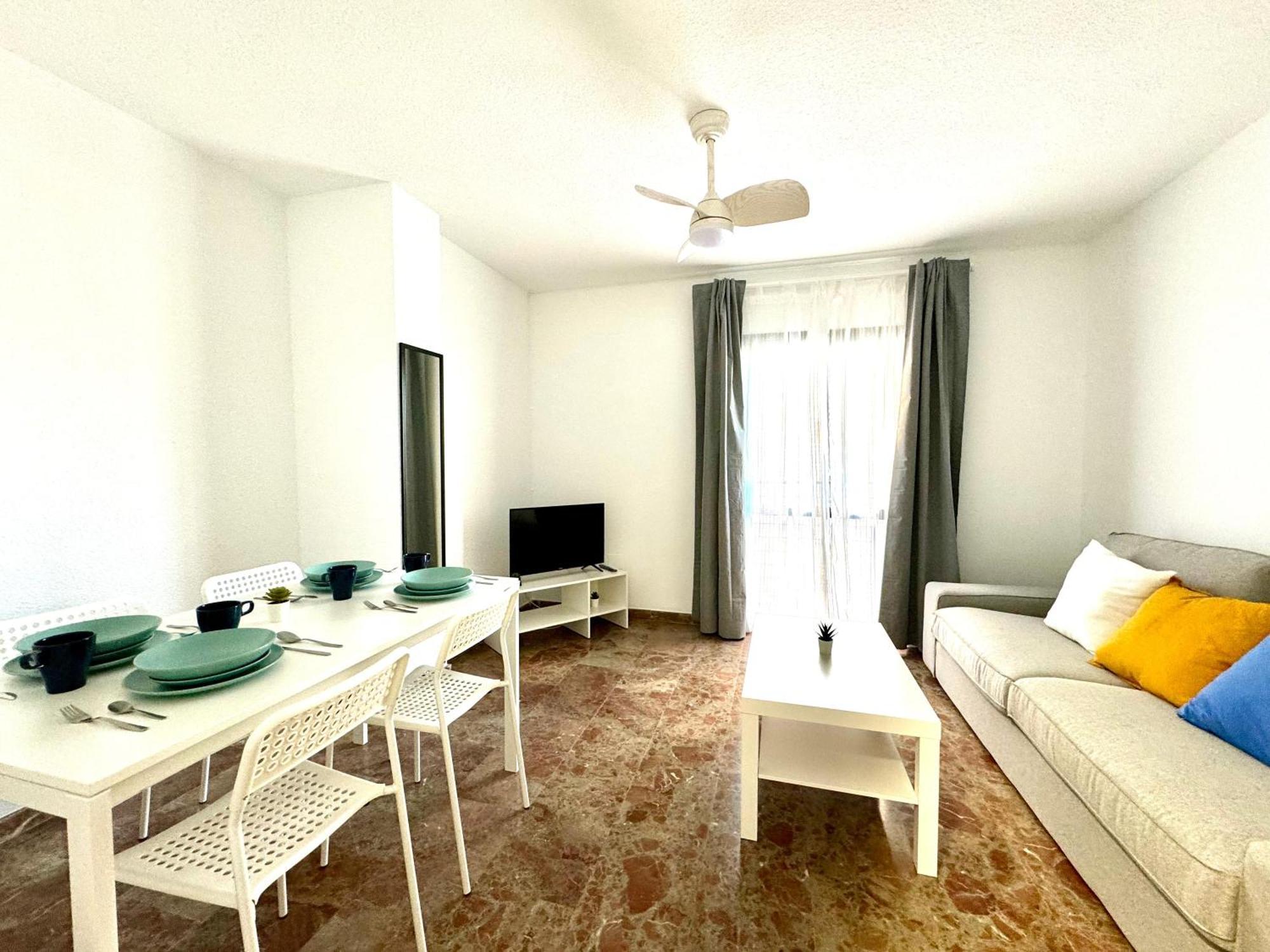 Beautiful & Sunny Apartment Malaga Luaran gambar